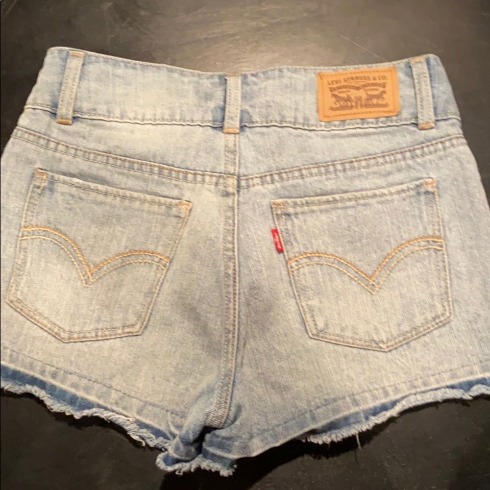 Levi’s Shorts☀️ - Picture 2 of 2